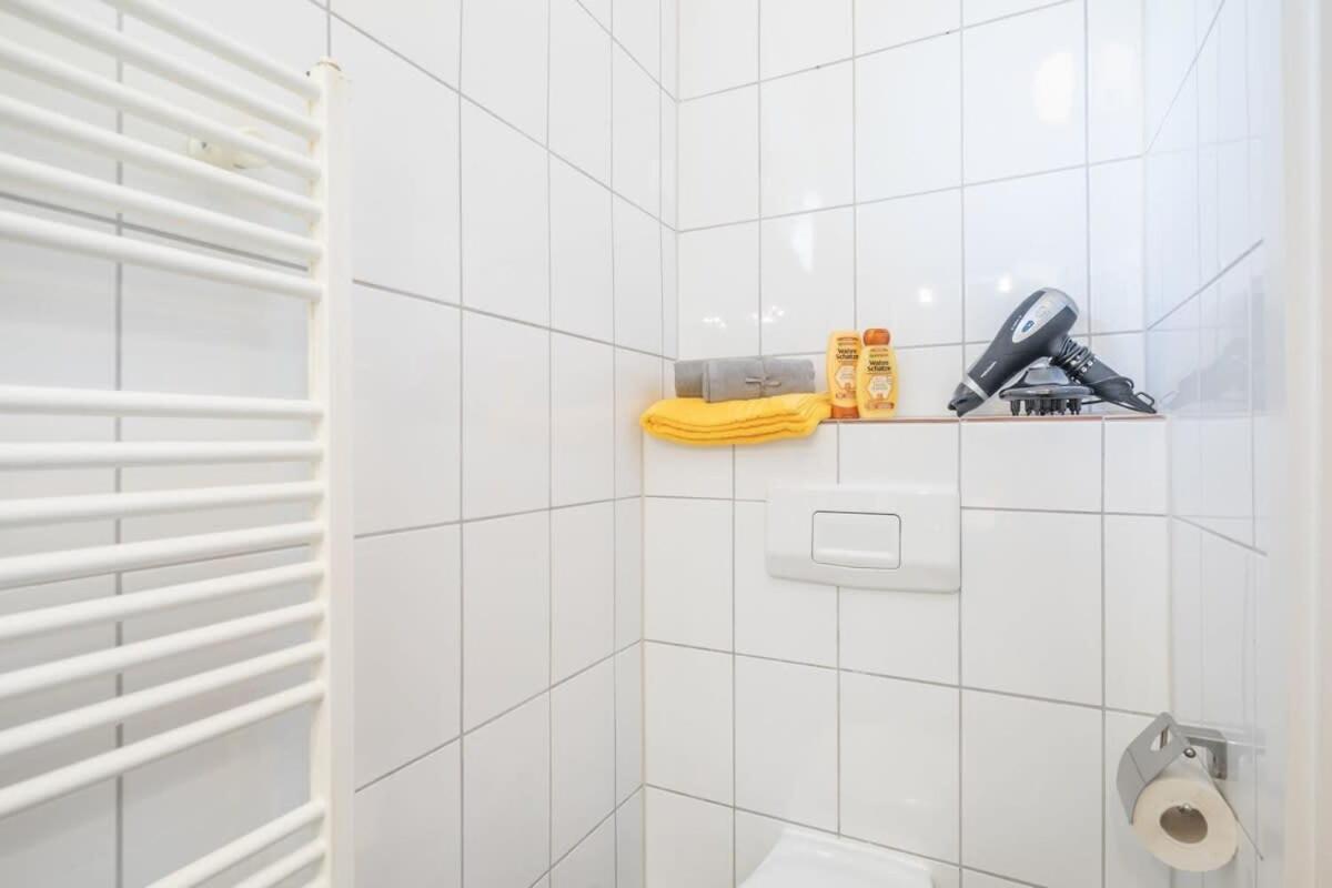 Beautiful 2 Bedroom Apartment Incl Parking Amburgo Esterno foto